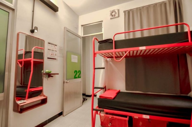 khách sạn bình dân mojzo dorm nha trang