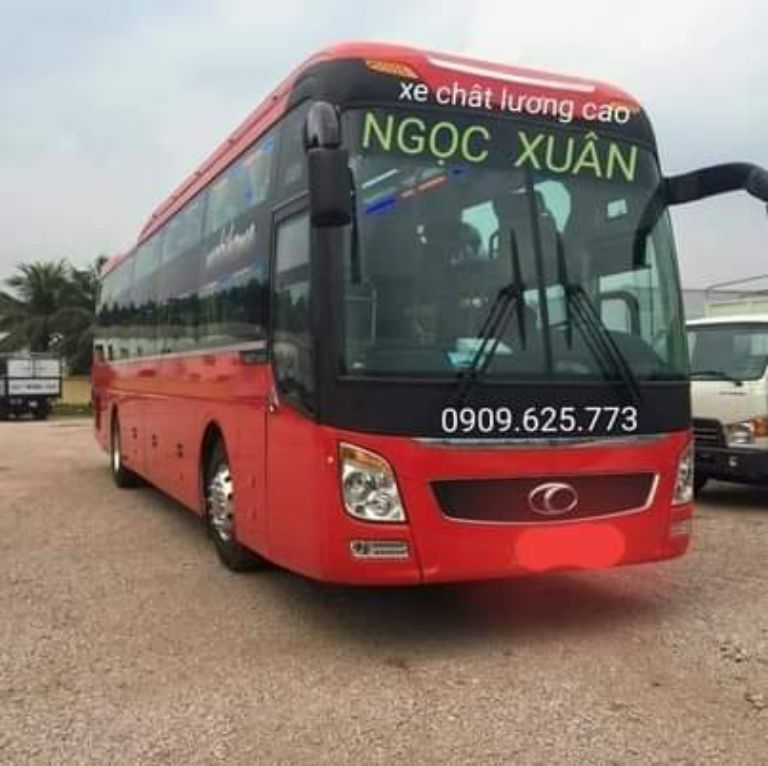 Xe khách Ngọc Xuân cao cấp