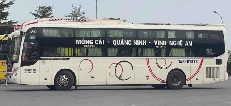 Xe Hà Nội Móng Cái. 