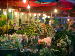 Chợ hoa Quảng An