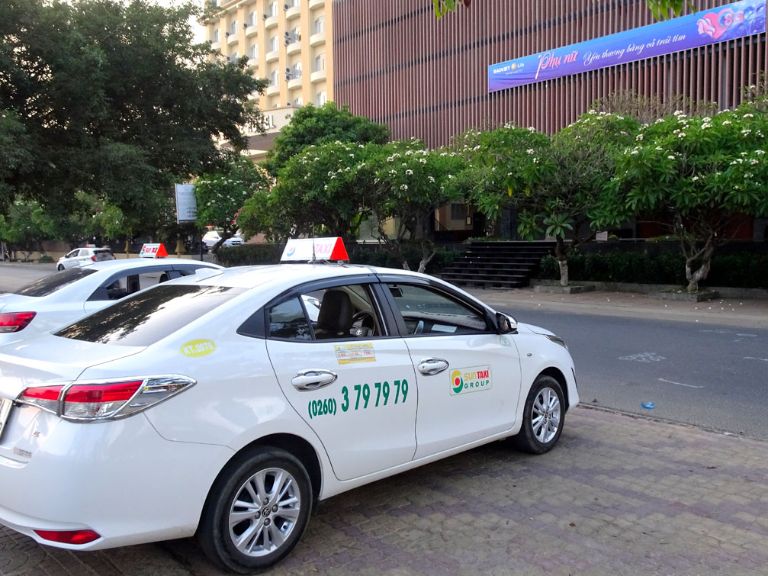 Nhà xe Sun Taxi Tuy Hòa đi trung tâm