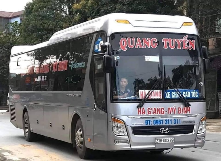 Xe khách Quang Tuyến