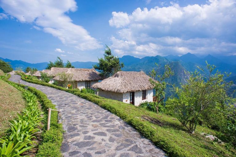 Topas Sapa Resort