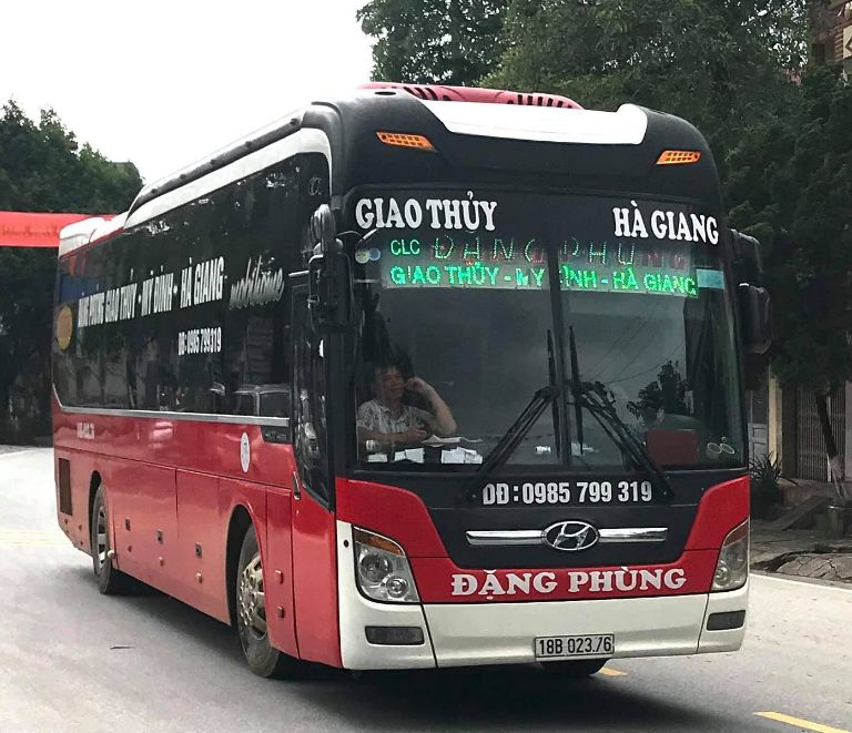 Xe Đặng Phùng. 