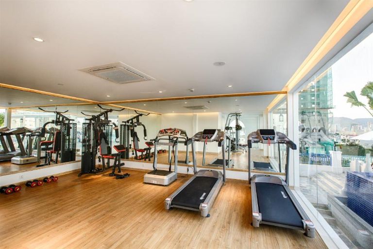 Phòng tập gym hiện đại