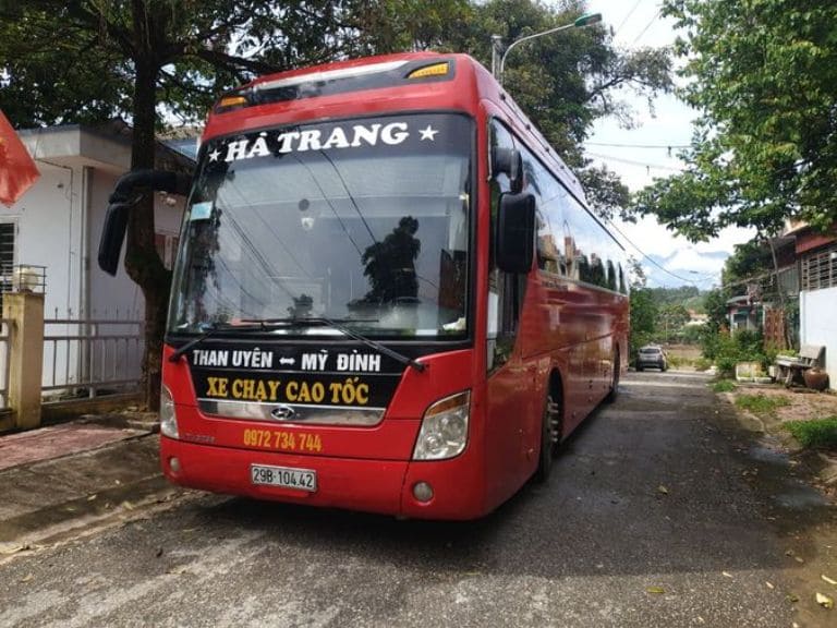 Hà Trang luôn trang bị đầy đủ các trang thiết bị tiện nghi có thể đáp ứng đầy đủ các nhu cầu cơ bản của hành khách