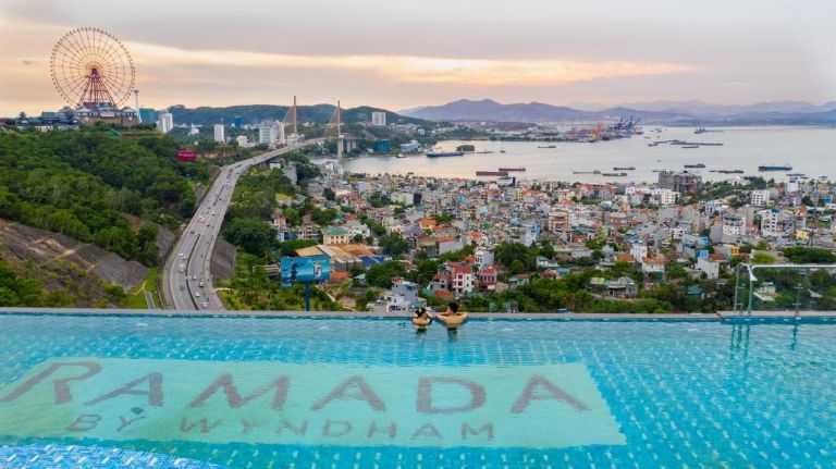 Ramada Hotel & Suites By Wyndham Halong Bay View