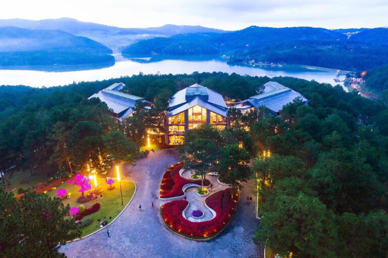 Khách sạn Terracotta Hotel & Resort Dalat