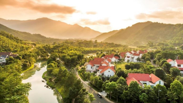 Xanh Villas Resort & Spa – Resort Thạch Thất