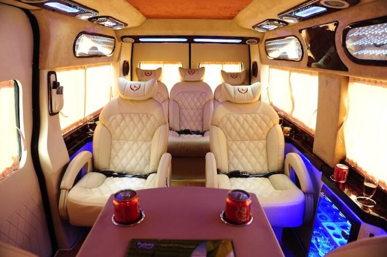 Xe limousine Quang Mười là hãng xe có thâm niên hoạt động lâu năm trong ngành vận tải hành khách chạy cùng tuyến