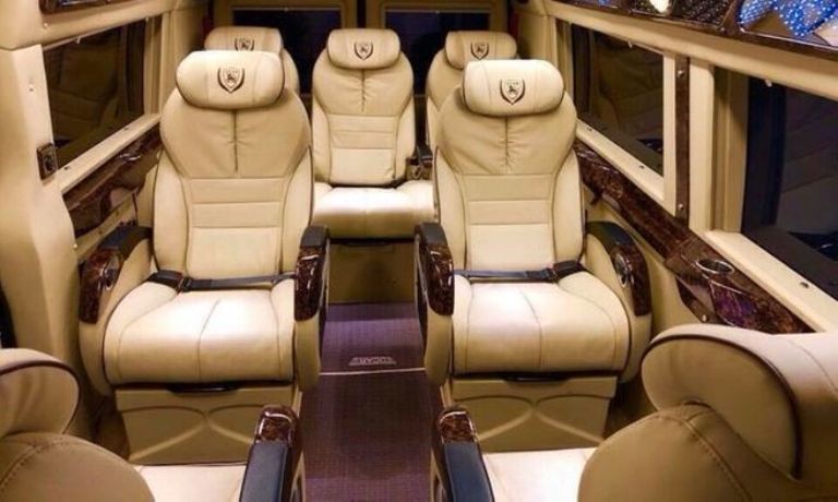 Xe Limousine Cát Thiên Hải 