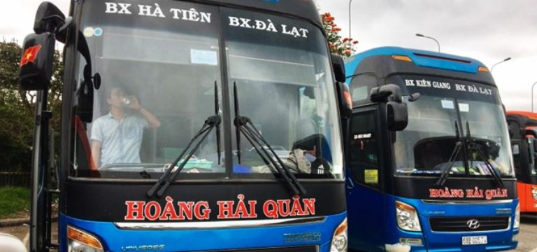 Nhà xe cũng bố trí 2 tài xế thay nhau cầm lái trong những hành trình dài như Đà Lạt Kiên Giang này