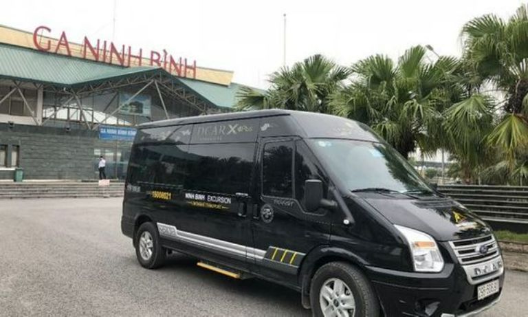 Xe limousine Nội Bài Ninh Bình.