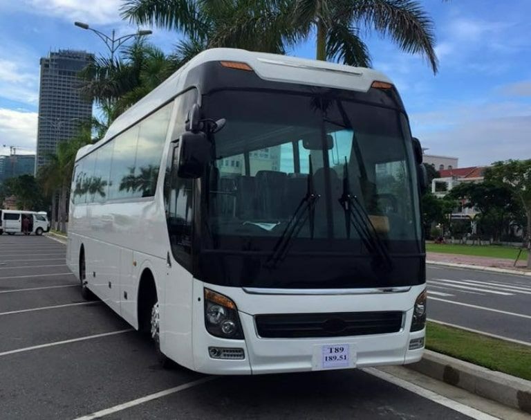 Xe limousine Hải Phòng Thái Nguyên. 