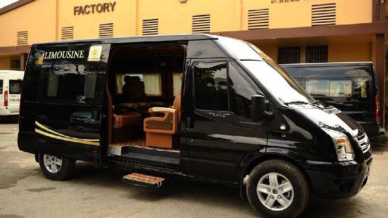 Tuấn Anh limousine có đội ngũ tài xế tay nghề cao, lái xe an toàn và không bao giờ vi phạm luật giao thông. 