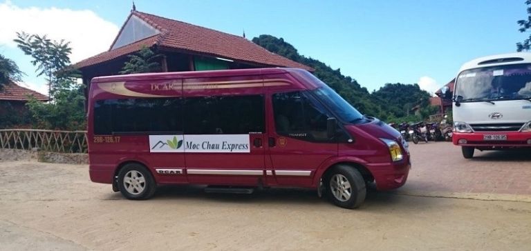 xe limousine Hà Nội Mộc Châu express