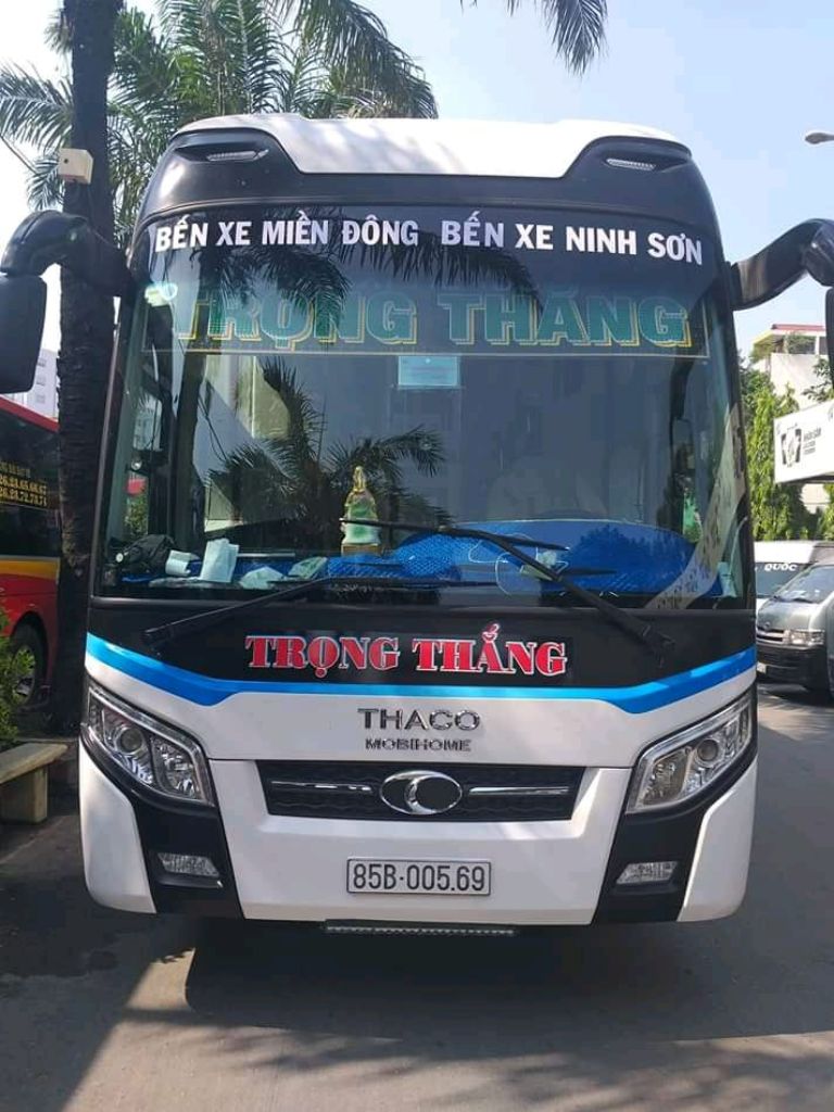 Nhà xe Trọng Thắng