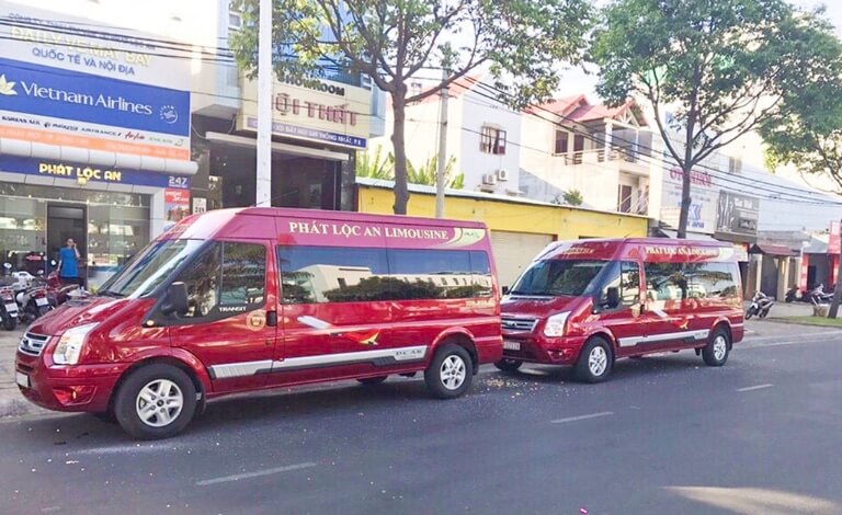 XE limousine Lộc phát ăn điểm bởi phục vụ khách hàng tốt