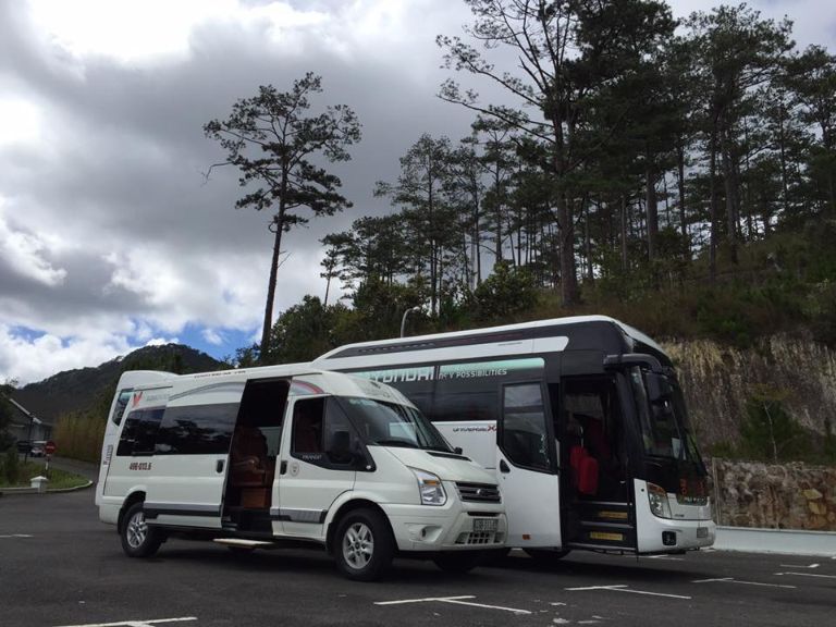 Xe Minh Trí limousine Nha Trang đi Đà Lạt