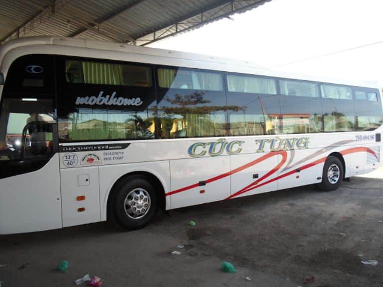 Nhà xe Cúc Tùng Limousine 