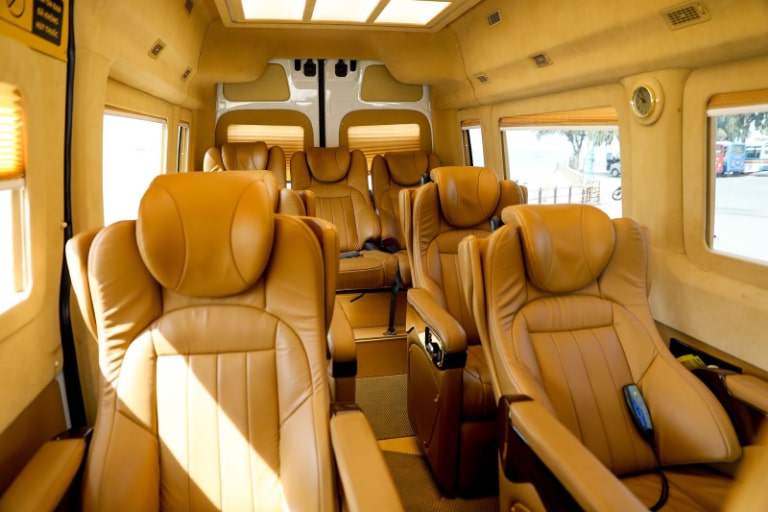 Xe limousine Hải Vân