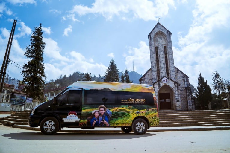 xe Limousine Hà Nội Sapa - Sapa 360