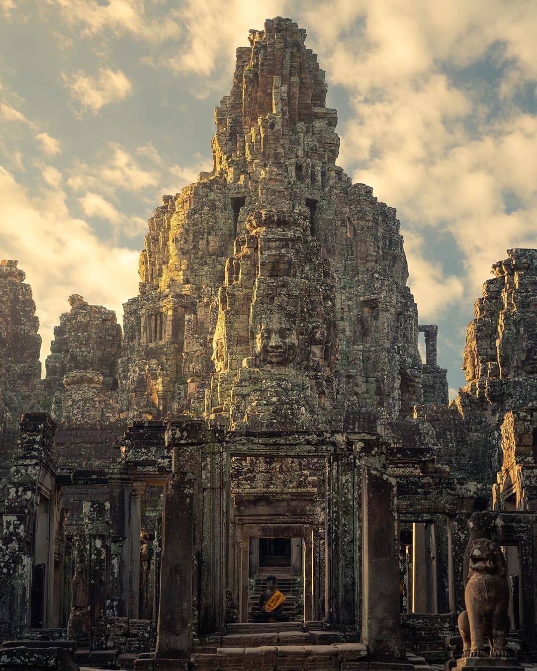 Đền Bayon. Ảnh: @secret_temples.