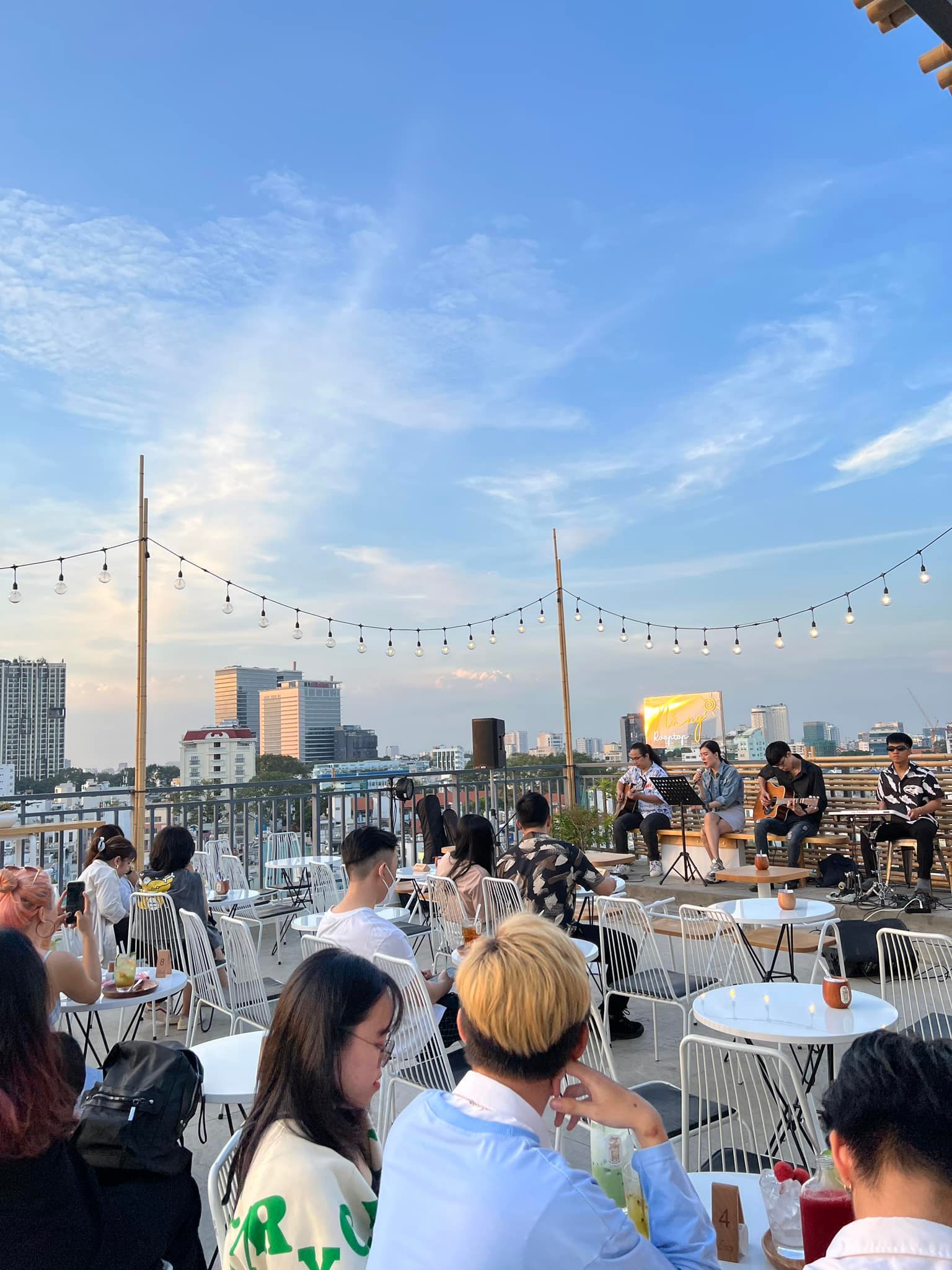 Ảnh: Fb Nắng Rooftop Coffee.