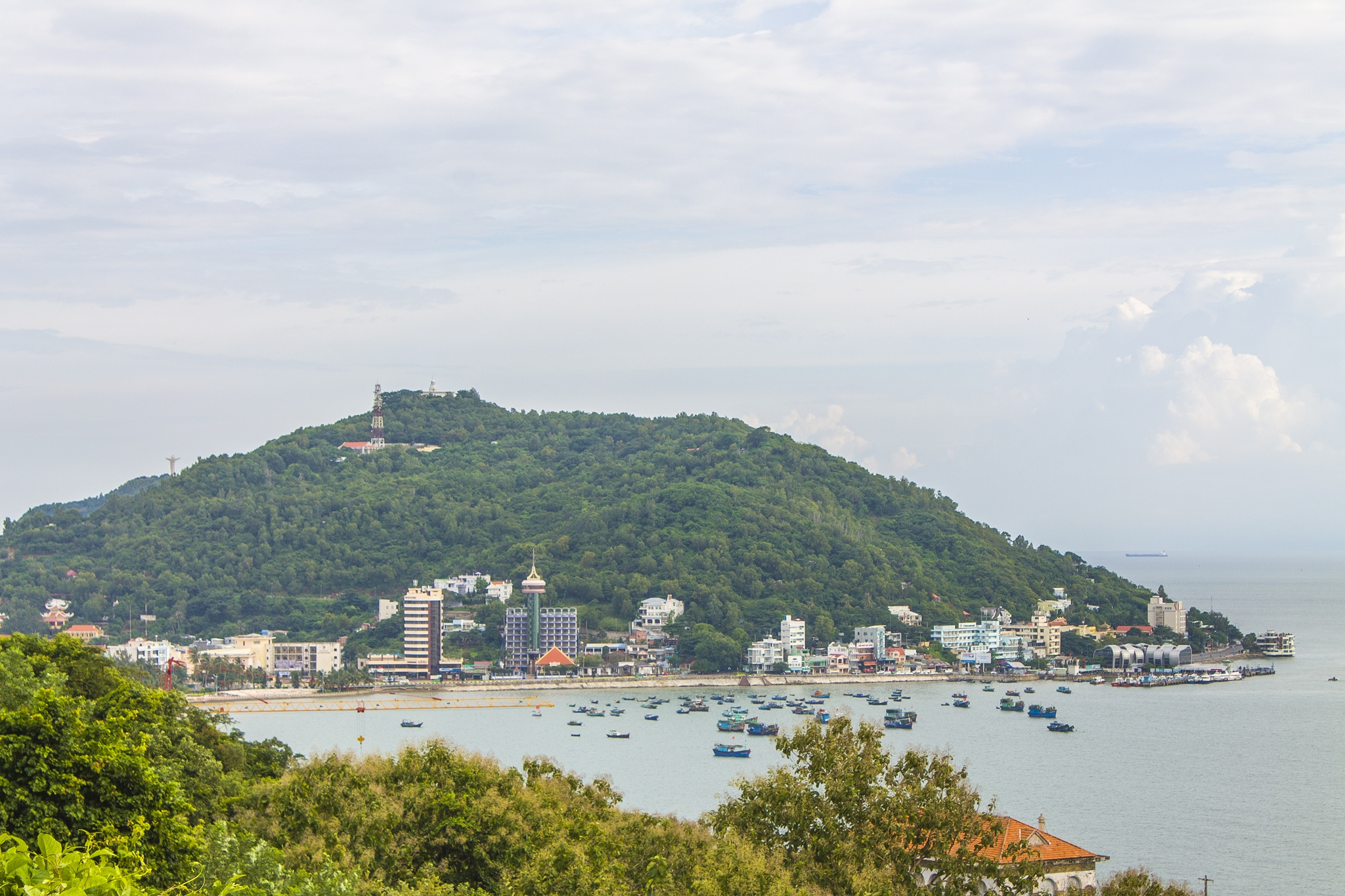 duong len nui lon vung tau