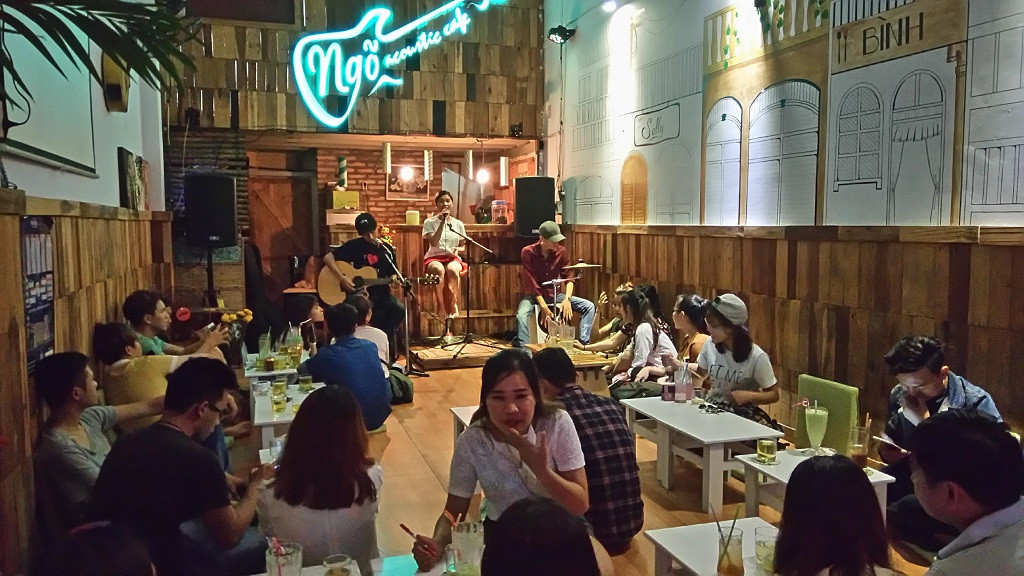 quan cafe acoustic o vung tau