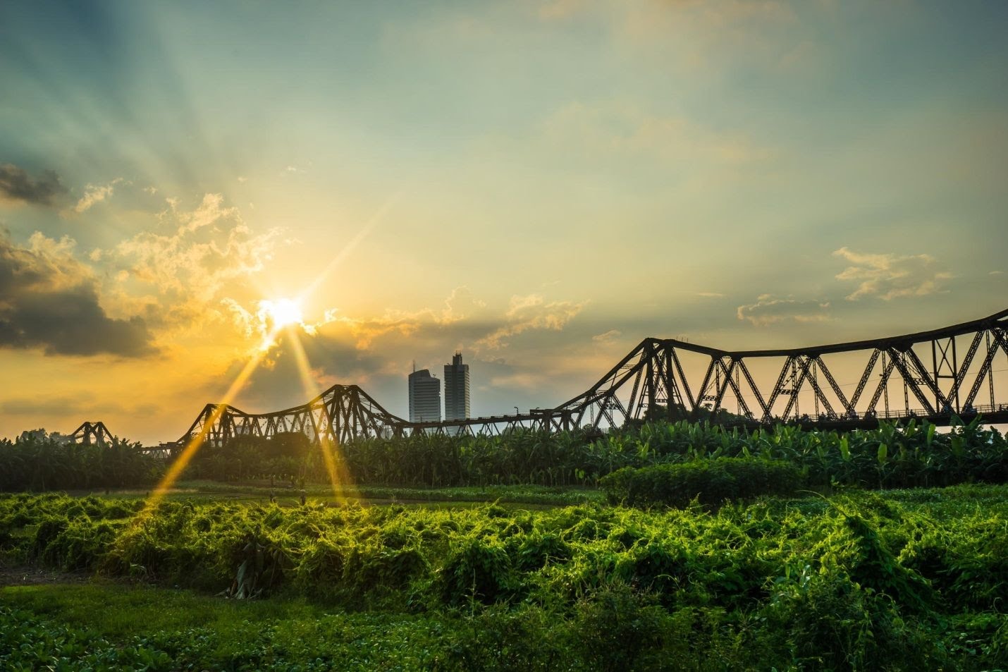 chieu dai cau long bien o Ha Noi